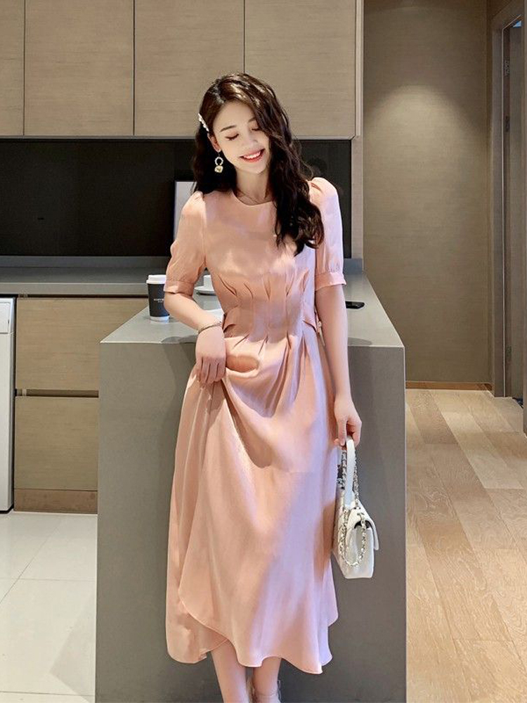 Gu Qiqi GUQIQI vinegar satin light cooked powder long skirt 2021 summer new sweet and gentle pink dress