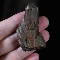 Sinking water grade (time comes) 10 8 grams Huian Bodhisattva chess agarwood pendant craft carving pendant for men and women