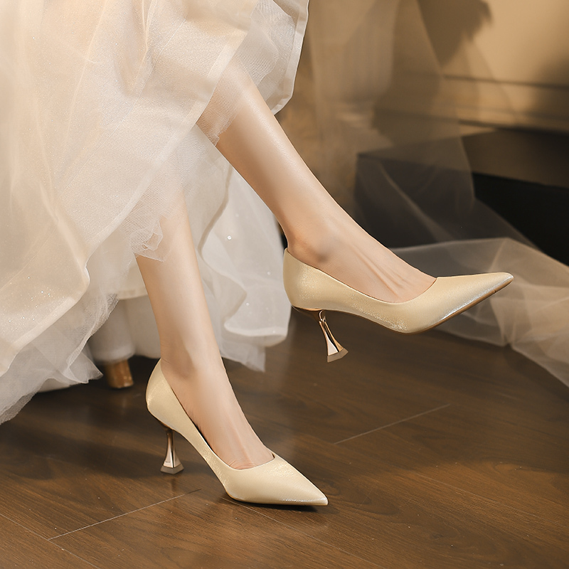 French-Style Simple Apricot-Colored Wedding Shoes for Women, Engagement Bride Shoes That Are Comfortable and Can Be Worn Daily for Professional Use, Versatile High Heels