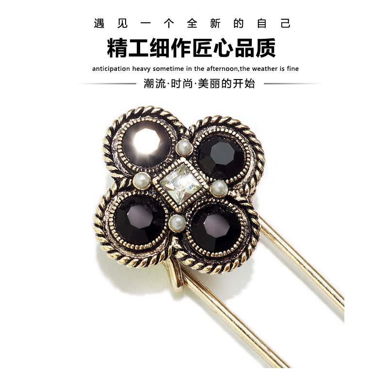 YCHEN mùa thu và mùa đông mới retro tên lớn tua clover trâm cài pin lớn áo choàng len khóa áo khoác pin phụ kiện cài áo sơ mi nữ