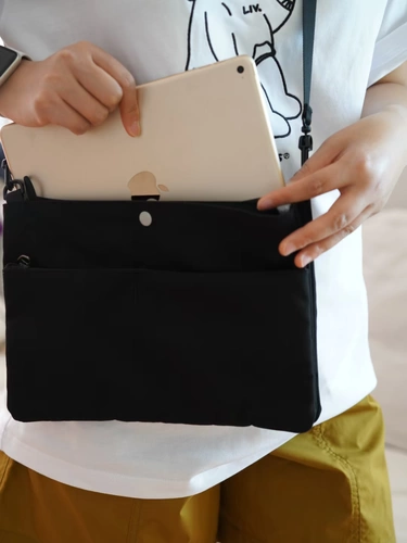 Выкопайте красивую рабочую сумку!Много -каркасная сумка для японских и женских мессенджеров.