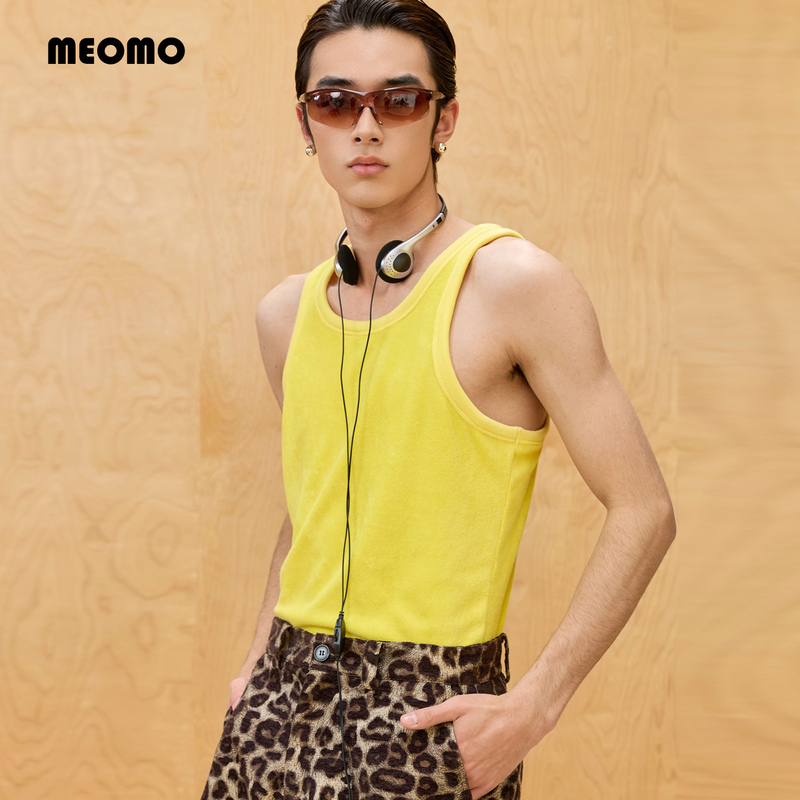 Meomo Designer Brand 2026 Spring/Summer New Yellow Vest Dopamine Towel Texture Fabric Sports Trend