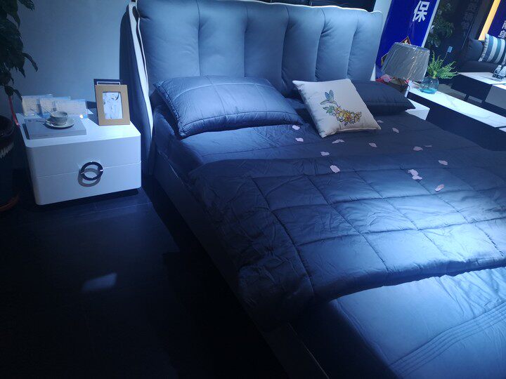 6137 beds + C-03 bedside tables