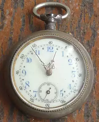 15 diamond iron shell small pocket watch 2953