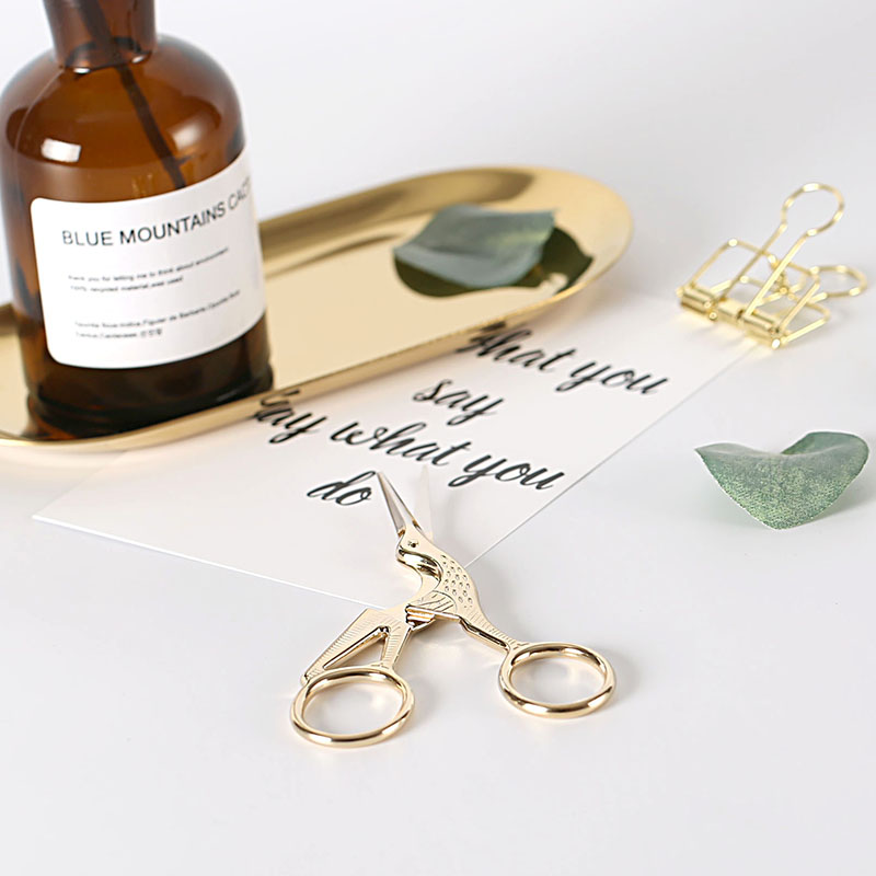 Nordic vintage gold tea ceremony flying crane scissors hand thread eyebrow crane shape beak embroidery tea bag scissors