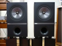British KEF Q300 new bookshelf speaker brand new National Bank warranty