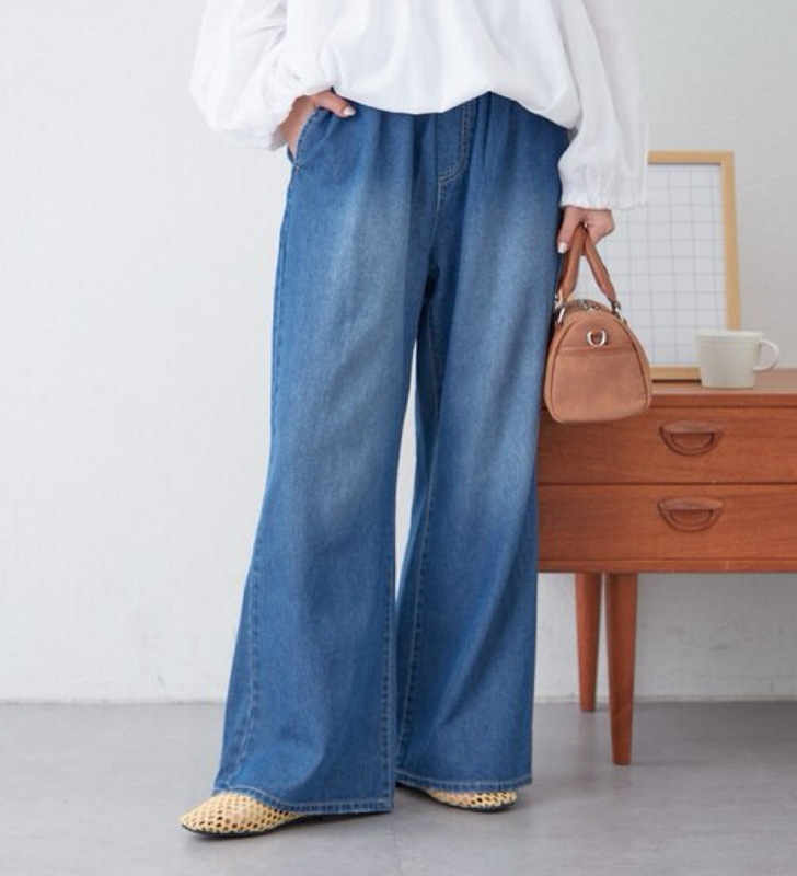 Japanese Brand, Women's Elastic Waist Drawstring Embellished Washed and Distressed Micro-Flare Jeans