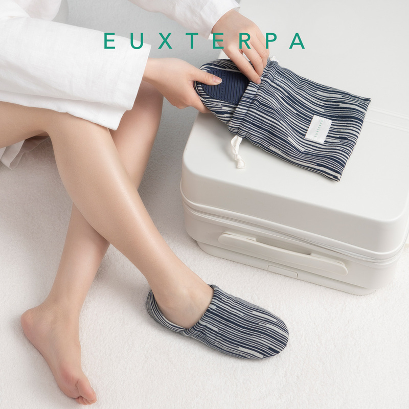 Euxterpa Four Seasons Denim Travel Slippers with Heel Cover, Portable Folding Hotel Business Trip Home Climbing Mat