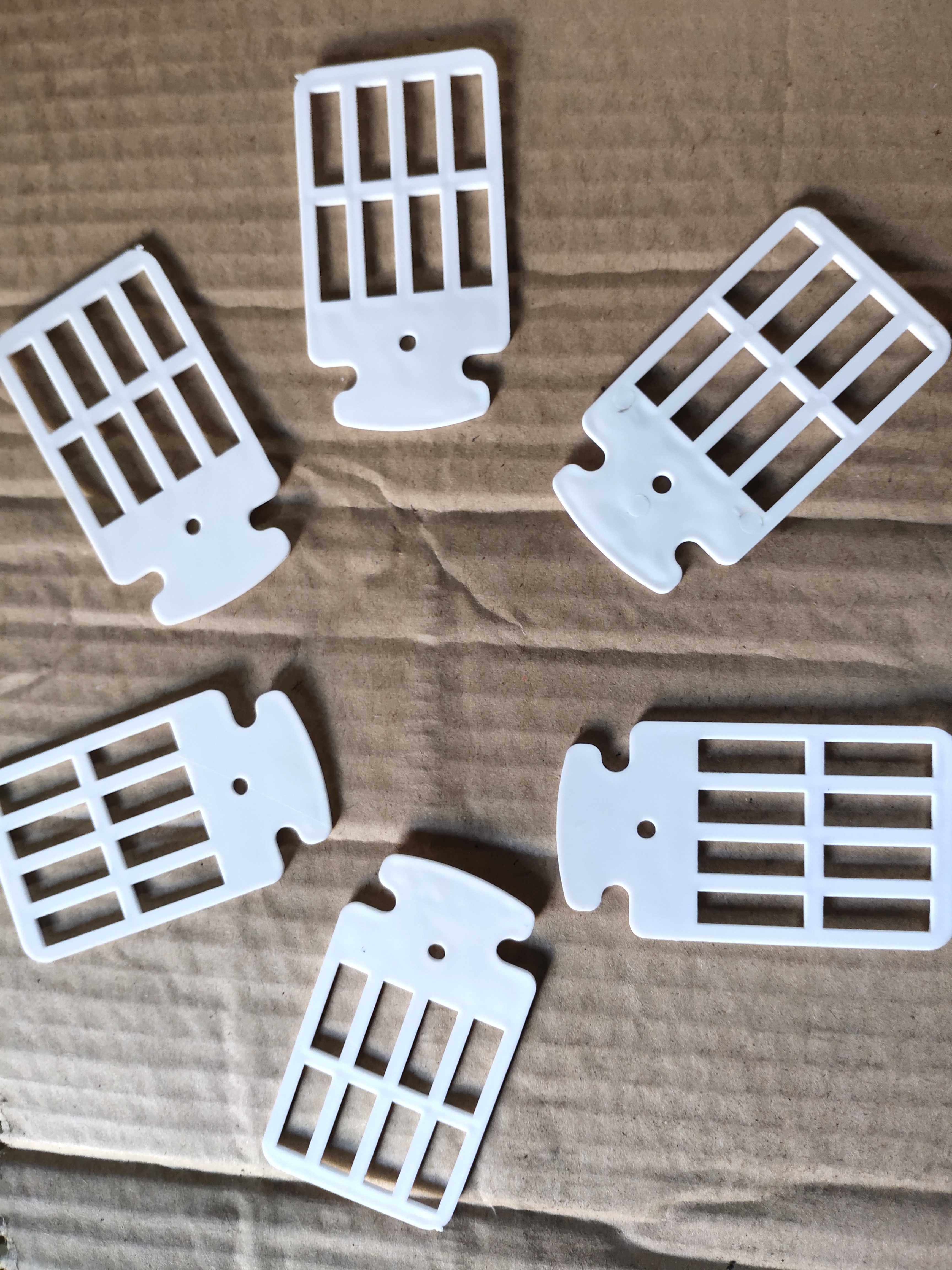 Yellow foot control king piece Yellow foot black shield seven mile special anti-escape control king piece Vespa control king piece Black shield control king piece