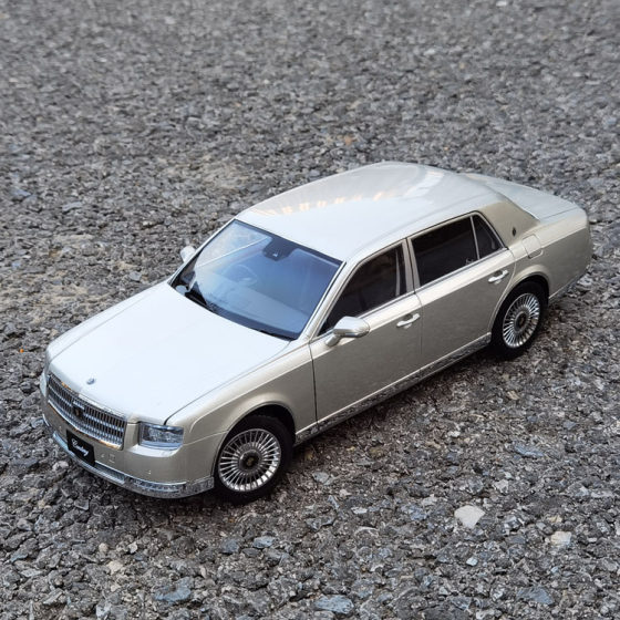 Lcd1:18 Toyota Century Toyota Century Simulation Alloy Full-Scale Car Model Collection Gift