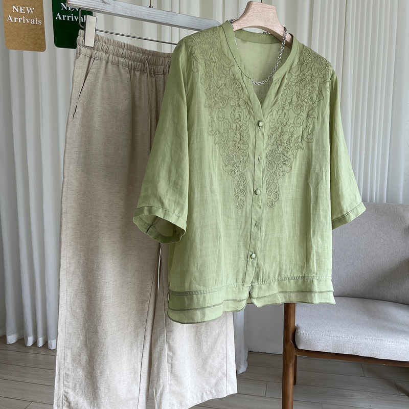 High-End Ramie and Linen Suit for Women Aged 40, 2025 New Style, Very Beautiful Summer Suit, Thin Style for Travel Wear