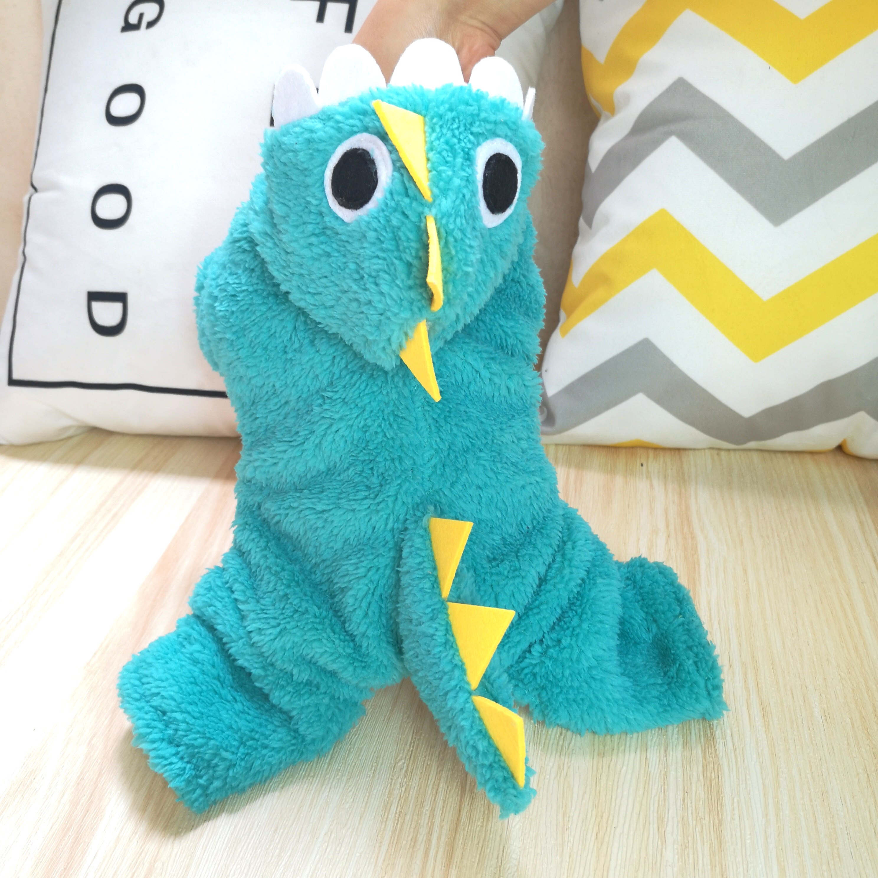 Pets cute funny shifting dog clothecat Teddy Kofi Tour Beaumegavelt Fall Fall Winter