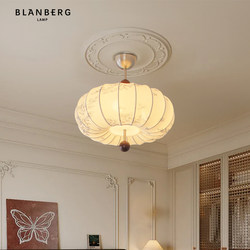 Pumpkin Solid Wood Chandelier, French Mid-Century Style, High-End Atmosphere Room Lamp, 2026 New Creative Design Bedroom Lamp