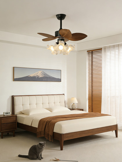 Fan Chandelier French Mid-Century Style Petal Art Restaurant Bar Fan Light New Retro Variable Frequency Ceiling Fan Light