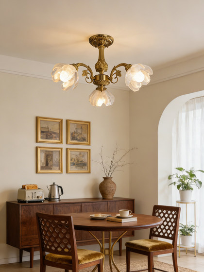 Petal Chandelier, American Retro Atmosphere, Bar Table Lamp, Medieval Design, Flower Creative, High-End Restaurant Lamp