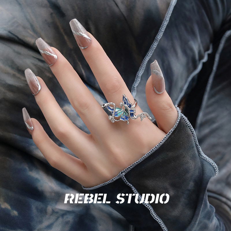 Кольцо Jewelry Chronicles змея с бабочкой