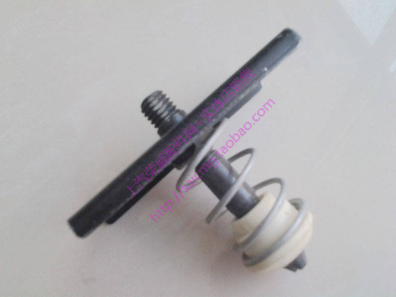 Adapted Rongwei 750 Rong Weiwei 550 Knighess MG6 Machine Cover Lock Engine Cover Lock Cabin Lock