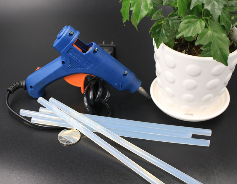 20w small number of electric hot melt glue shooter working diy to make hot melt adhesive stick bars matching material launchers for home