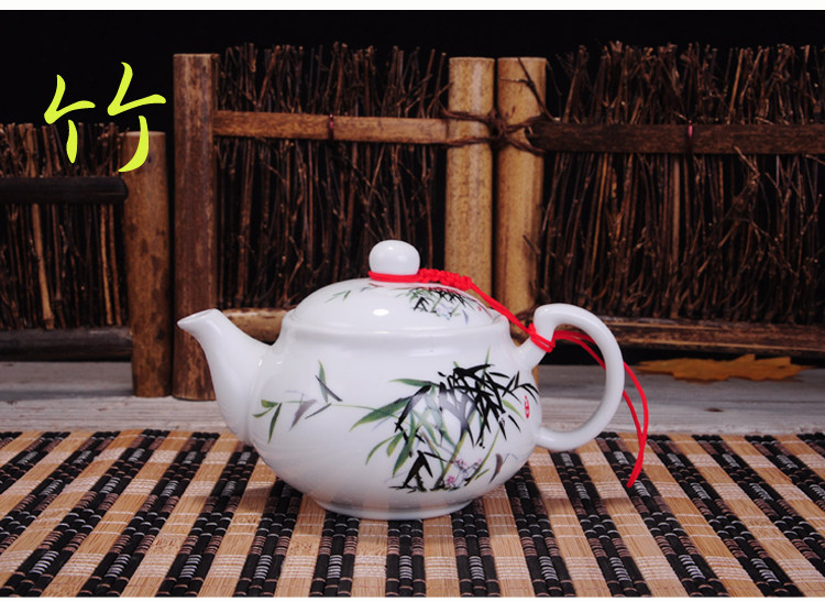 Jingdezhen gốm ấm trà nồi duy nhất kungfu tea set nhỏ mini xử lý Trung Quốc sản xuất trà màu xanh và trắng sứ mất mát