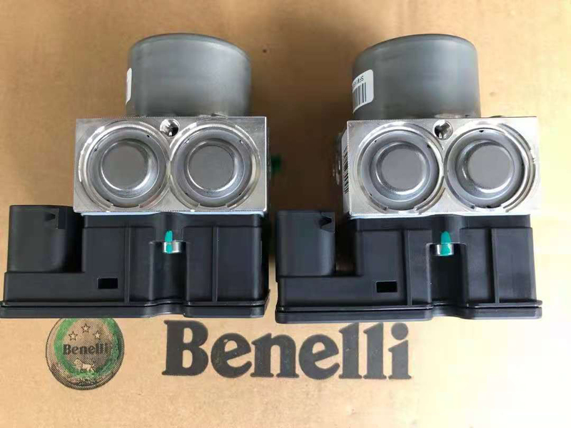 Suitable for Qianjiang Benelli Huanglong 600 Jinpeng 500Gs-A Huanglong 300 Young Lion 250 Original Abs Pump Suitable for Qianjiang Benelli Huanglong 600 Jinpeng 500Gs-A Huanglong 300 Young Lion 250 Original Abs Pump