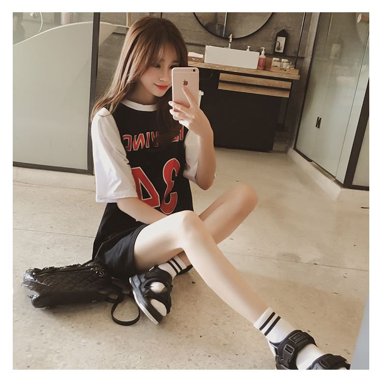 Cha mẹ và con gia đình của ba môn thể thao kỹ thuật số giả hai mảnh áo thun mẹ vợ váy bé romper jumpsuit thủy triều đồng phục gia đình cao cấp