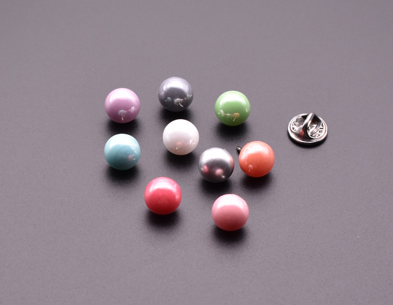 Mini giả opal brooch áo len áo len thời trang pin nhỏ đơn giản ngọc trai chống ánh sáng cổ áo phụ kiện cài áo cao cấp
