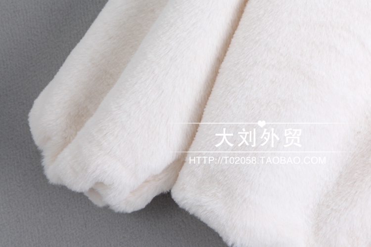 Xuất khẩu phụ nữ Nhật Bản tính khí giả lông thoải mái ấm V-Cổ Lantern tay áo sang trọng áo khoác mùa thu và mùa đông của phụ nữ 0.36 áo khoác lót lông cừu nữ