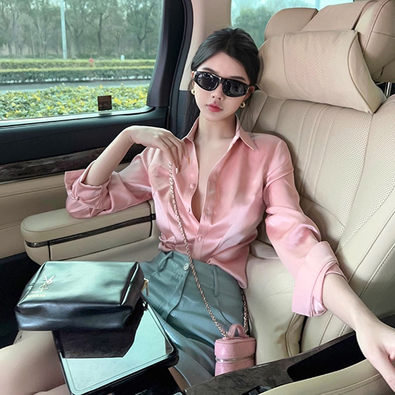 Pink Acetate Satin Shirt for Women 2026 New Spring Long-Sleeved Shirt, Stylish, Fashionable, High-End, Light Luxury Top Pink Acetate Satin Shirt for Women 2026 New Spring Long-Sleeved Shirt, Stylish, Fashionable, High-End, Light Luxury Top