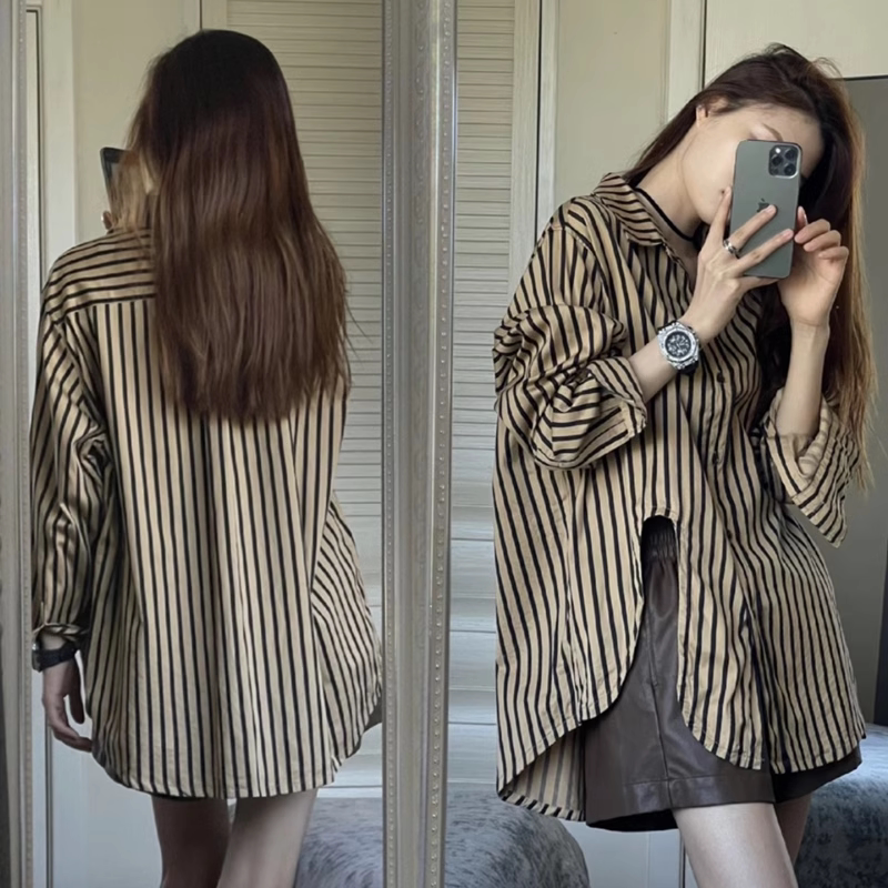 Salt-Style Outfit: Coffee-Colored Striped Shirt for Women, Vintage Design, Lapel Layered Shirt, Casual Long-Sleeve Top for Autumn