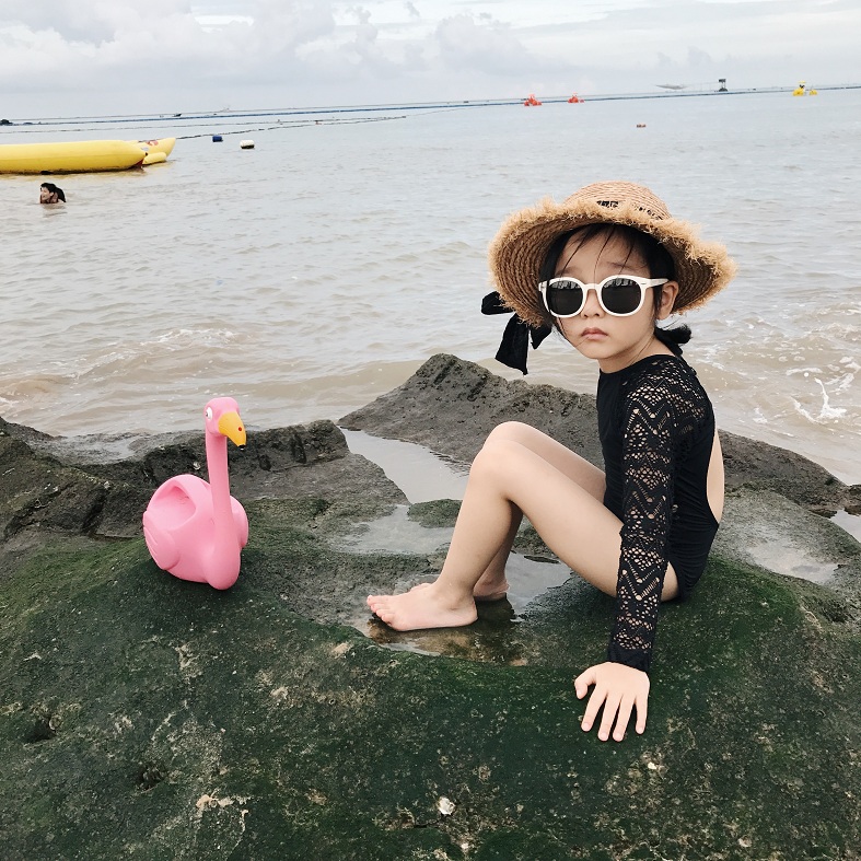 Tang Ma Children Solid Color Sexy Lace dài tay áo tắm Openwork Áo tắm cho bé gái Backless Áo tắm một mảnh váy trẻ em