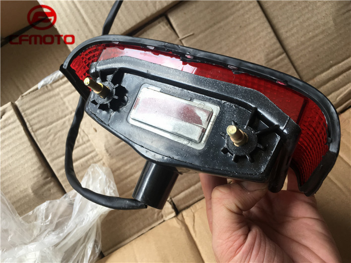 Phụ kiện xe máy Honda King CBT125 Đèn hậu phía sau Qian Jianglong Honda Queen Tail Light Phanh nhẹ hội đèn led philips lumileds cho xe máy