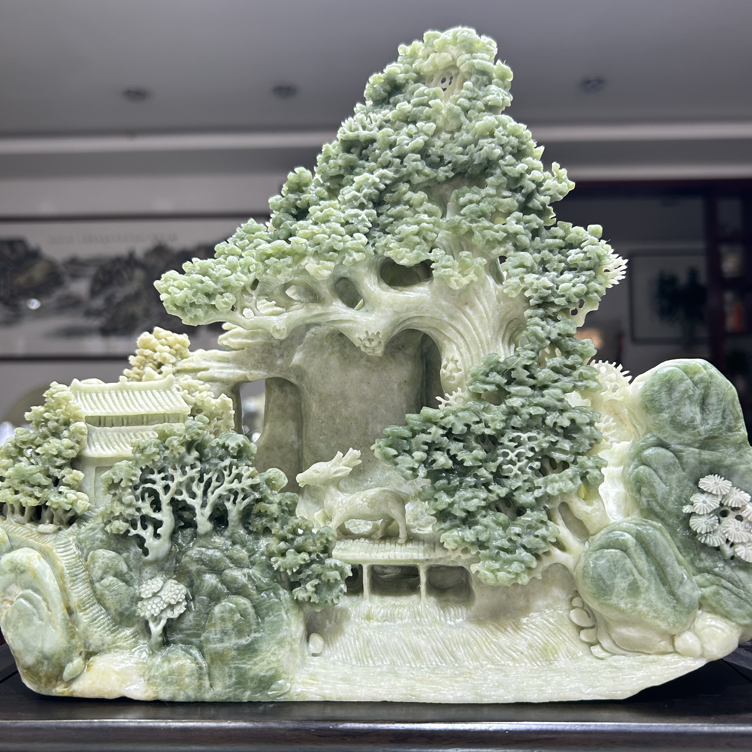 天然藍田玉 靠山石 山水景観置物 高級木製台座付き 天然藍田玉 靠山石 山水景観置物 高級木製台座付き｜Femodisalogistics.com