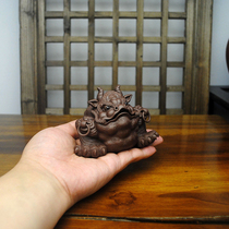 Handmade purple sand sculpture ornaments Cow toad King cow toad famous handmade Yixing purple sand tea pet