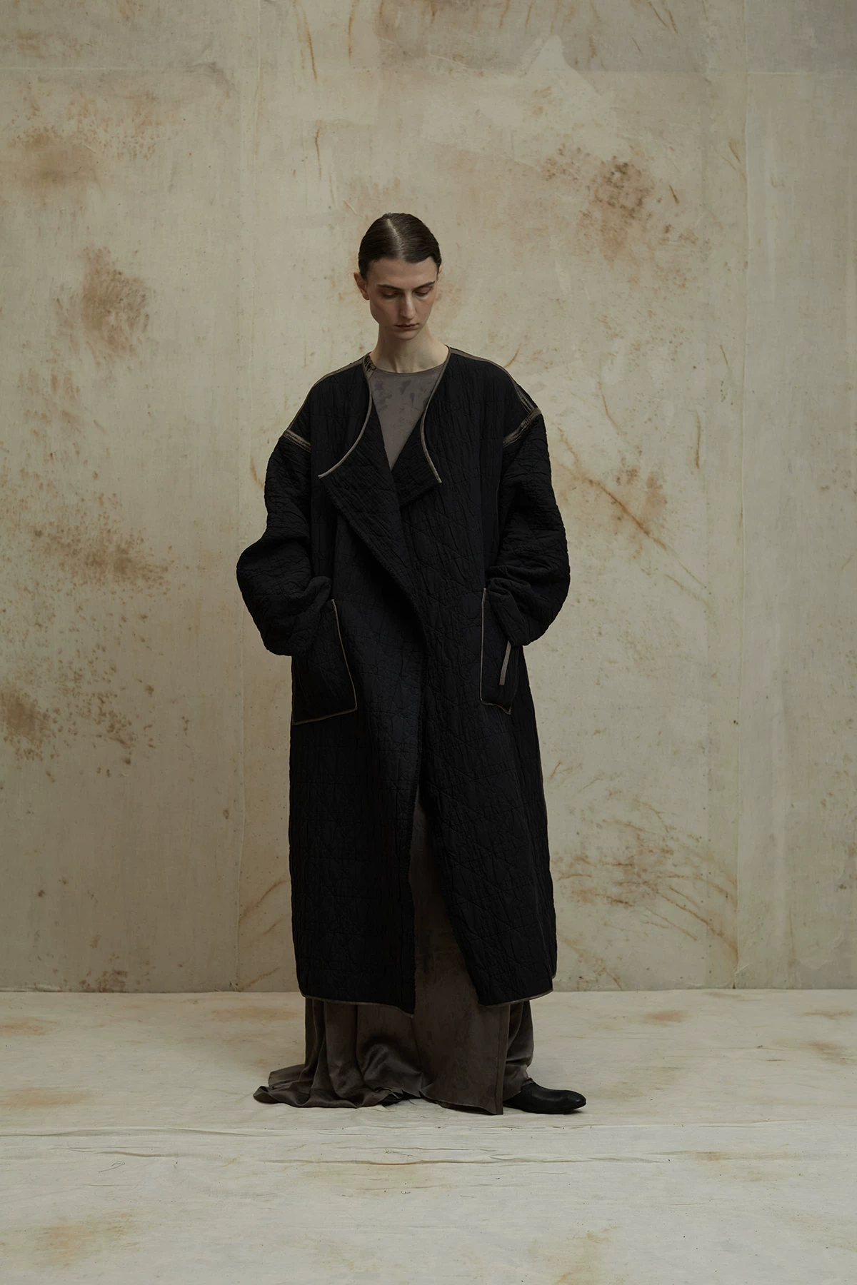 Miura Design 2023AW retro thick cotton -colored silhouette loose dirty dyeing coat