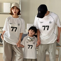 Белая футболка