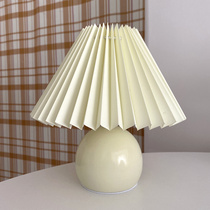 Vintage pleated desk lamp ins Korean blogger bedside desk small lamp shooting with soft props model room