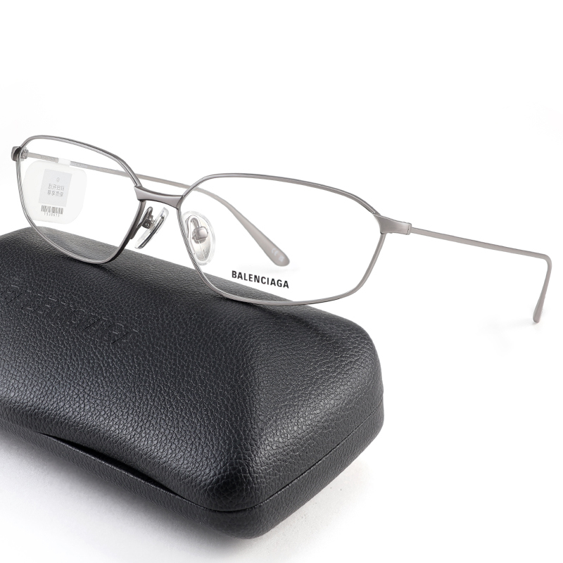 Balenciaga Yang Chaoyue's Same Style Eyeglass Frame Bb0453O High-Tech Silver Wire Fashion Frame