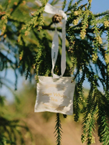 Ah my own self-use of N incense finally has the flavor of letting the car have the superior hotel. 