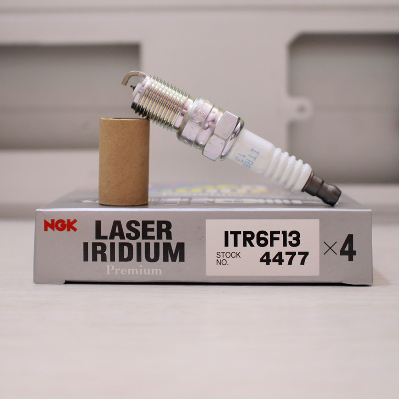 NGK4477 Iridium Platinum Spark Plug ITR6F13 Old Horse Six Carnival Ford Fox