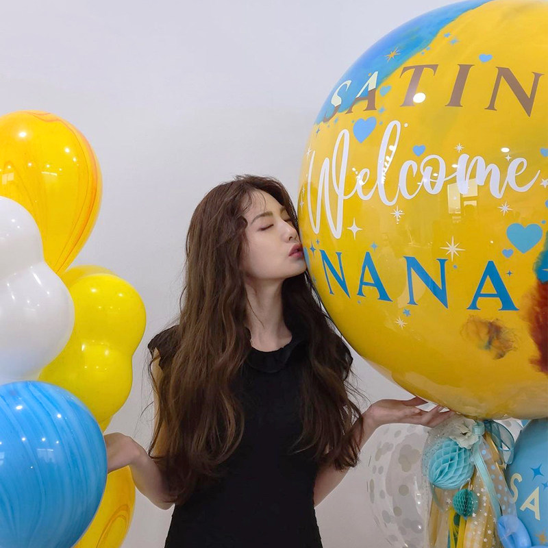 Korean Ins smudge balloon custom sticker little red book color big bo wave graffiti name birthday party boutique