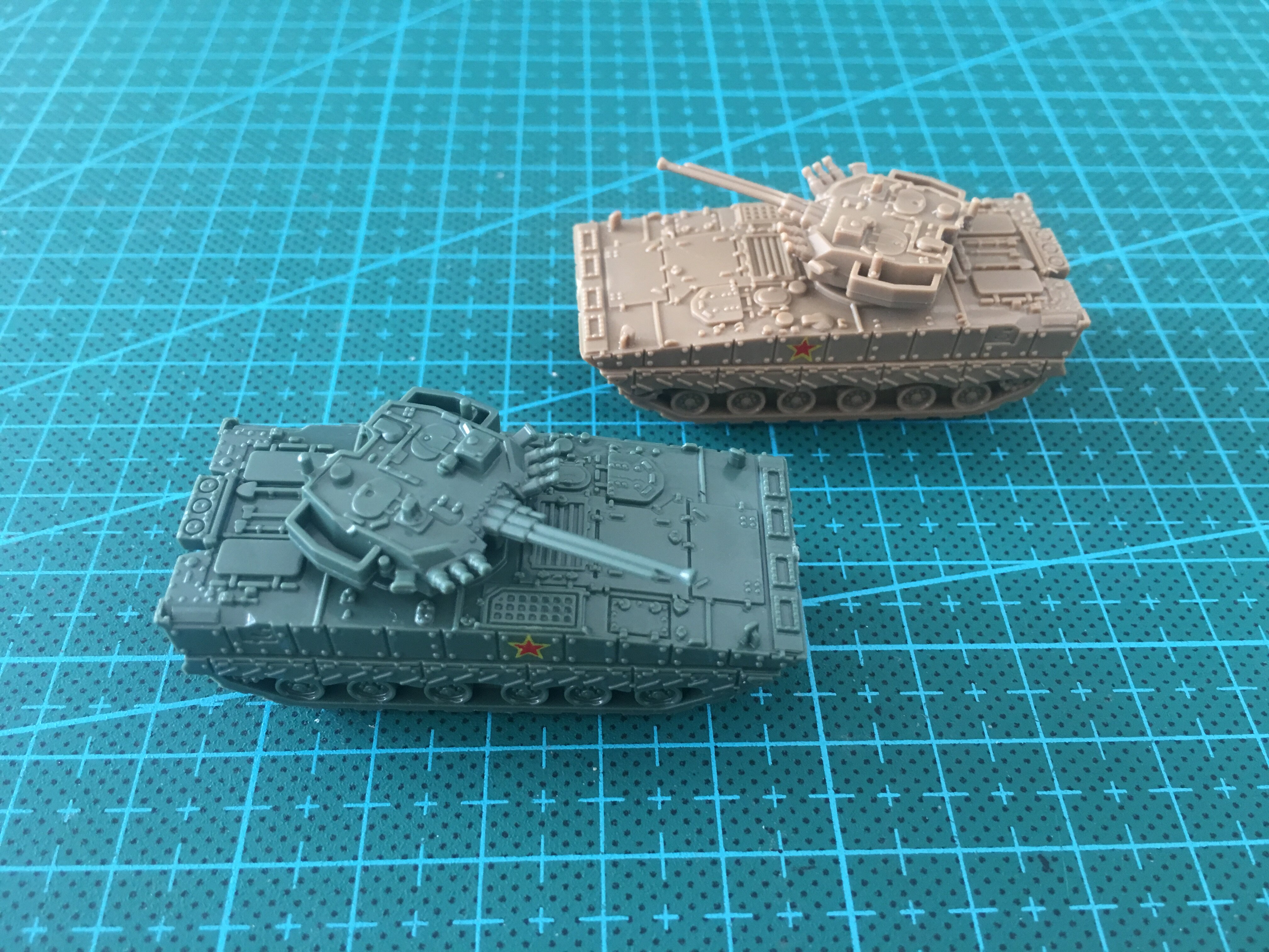 Finished product 1:144 mini sand plate model China ZBD-04A infantry fighting vehicle full 50