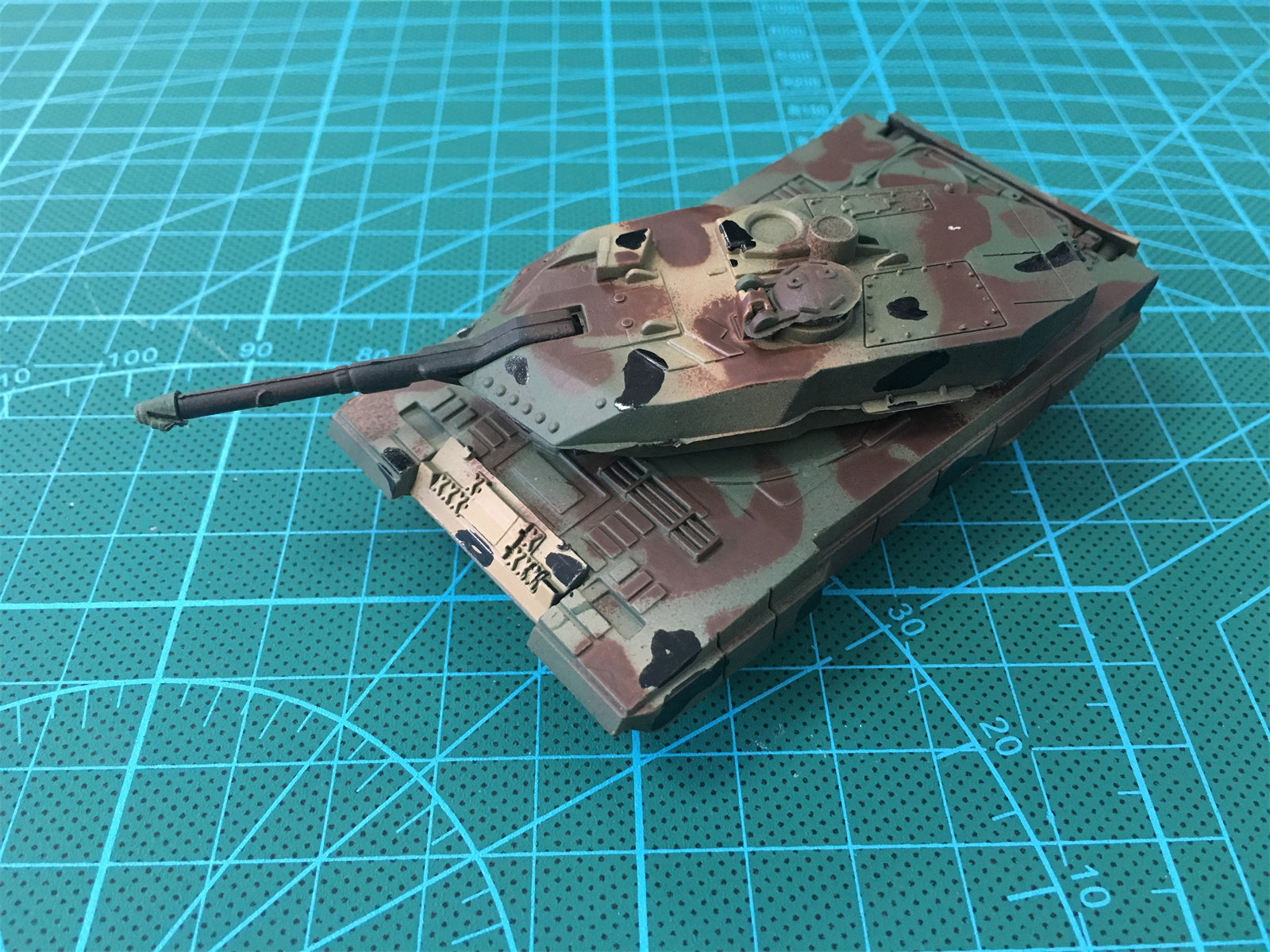 Finished tank model German leopard 2A5 main battle tank full 50