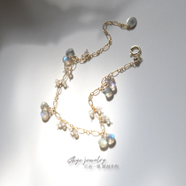 Colorful gray tone three-in-one grassland creates strong light and elongated lime Moonlight Stone 14K gold cold wind niche bracelet