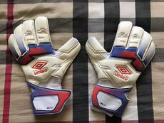 перчатки вратаря ПДС подлинное место Umbro