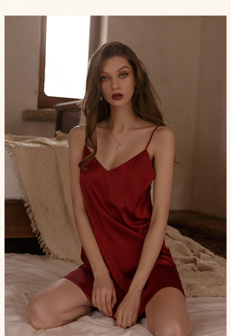 今夕何夕性感吊带睡衣女春秋款真丝本命年红色结婚睡裙睡袍套装夏详情16