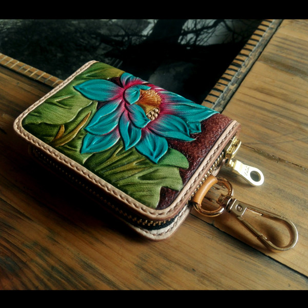 Handmade leather men's bags and women's bags custom-made cowhide carved painted blue lotus car remote control bag