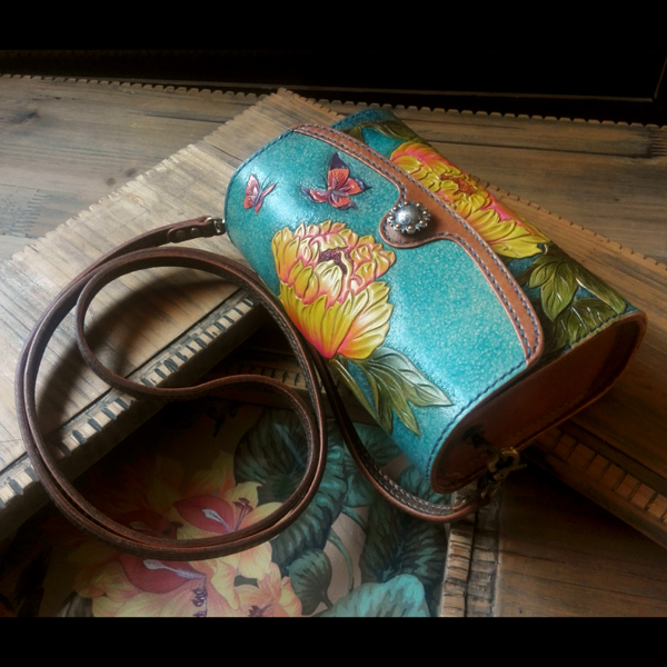 Handmade leather men's bags and women's bags custom-made cowhide carved and painted peony women's oblique cross-hand storage bag