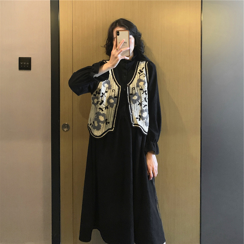 Japanese pregnant woman autumn suit fashion vest two-piece loose hot mom dress large size breastfeeding maternity dress