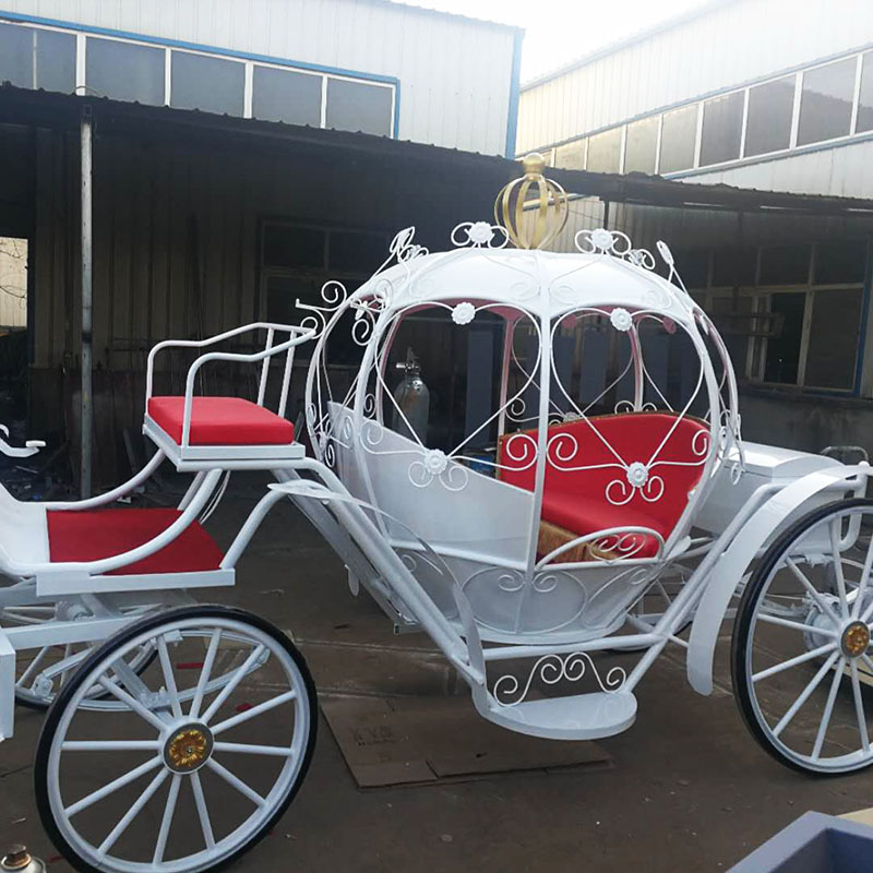 Cinderella Princess Wedding Wedding Pumpkin Wagyu VIDEO PHOTOGRAPHY SCENIC SPOT HOTEL OUTDOOR PENDULUM CAN BE CHANGED COLOR SIZE