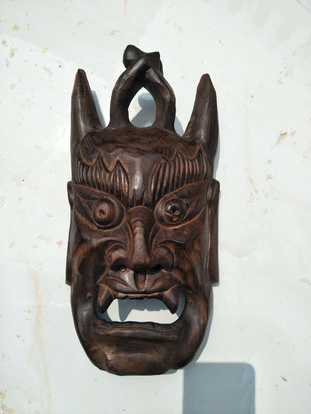 Land wood carvings to be held in the Exhibition Hall of the Gods Mask Face of the Face Mask Face of the Face Ghost Face to Perform A Show at the Costume Show 30cm